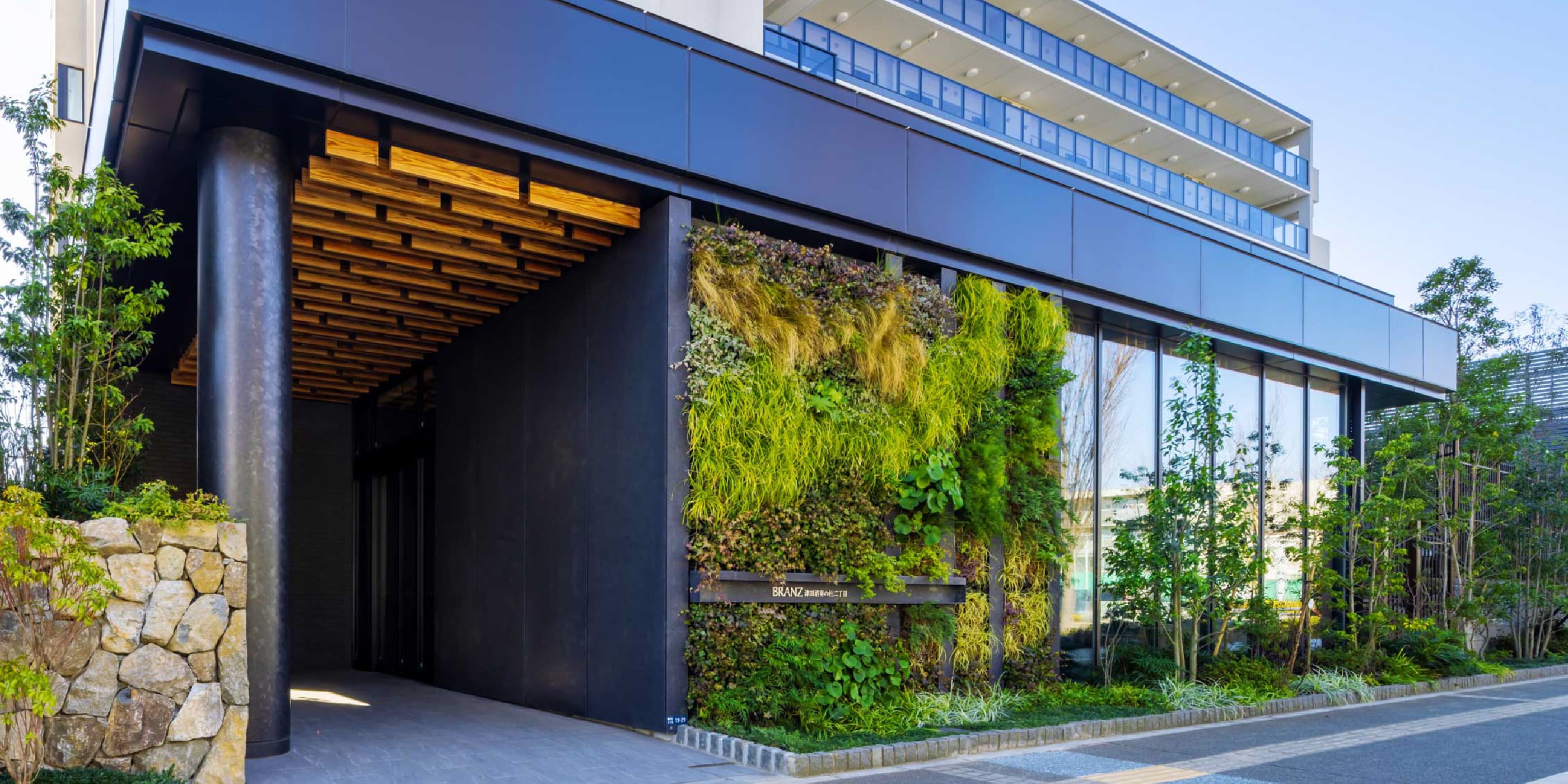 エントランス外観