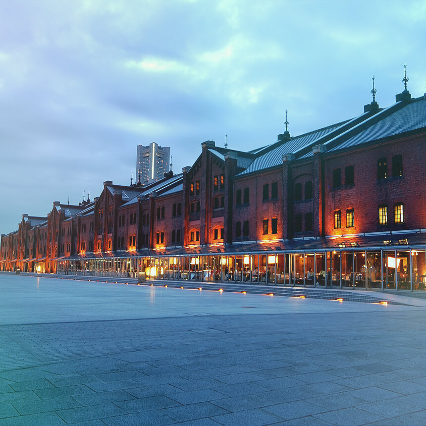 横浜赤レンガ倉庫（約660ｍ・徒歩9分）(C)2025 YOKOHAMA RED BRICK WAREHOUSE