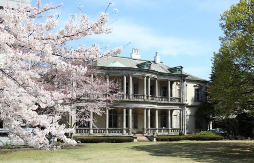 清泉女子大学（徒歩7分）