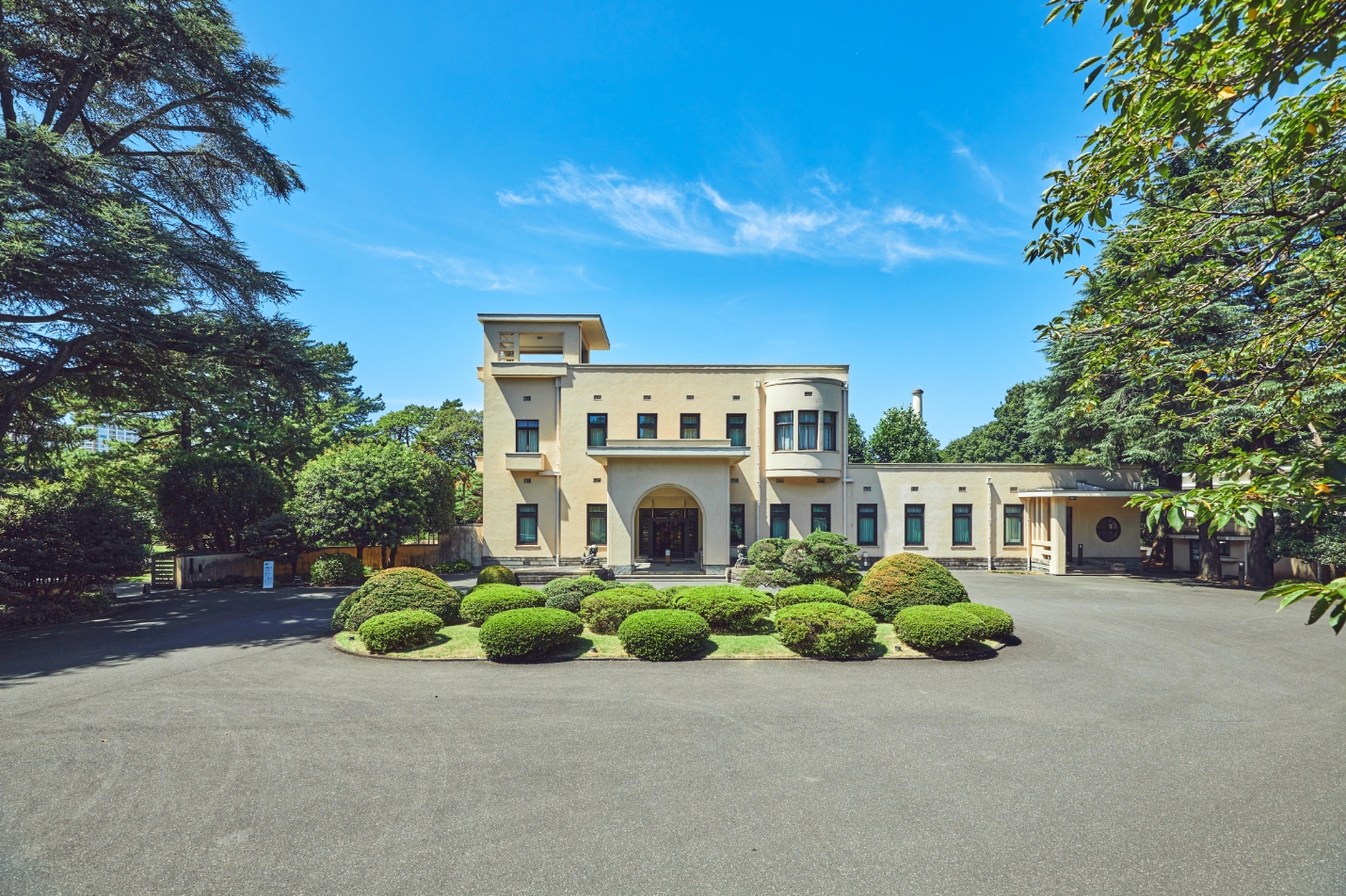 東京都庭園美術館（約900m／徒歩12分）※1