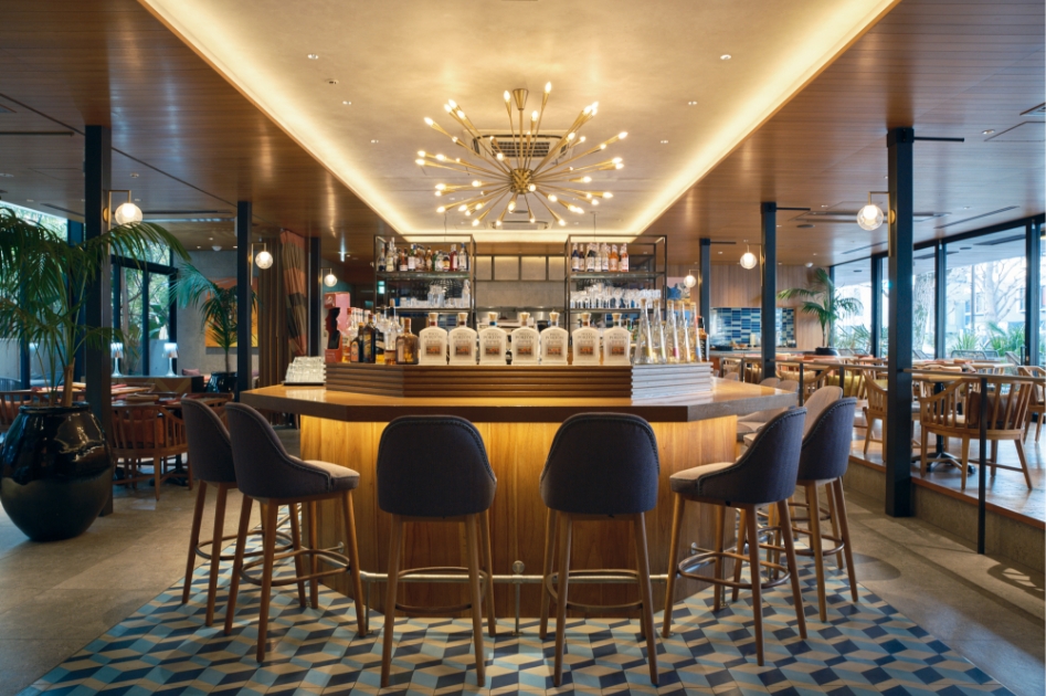 THE Tender HOUSE DINING（約360m／徒歩5分）